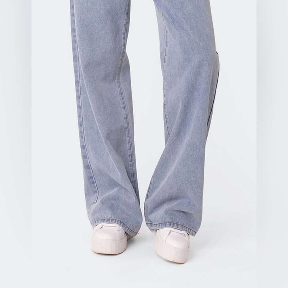Edikted Raelynn Washed Low Rise Denim Jeans Small - Picture 2 of 5